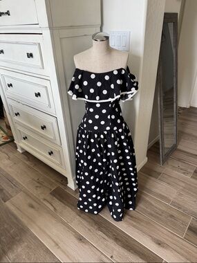 Vintage Act 1 5/6 polka dot off shoulder drop waist dress